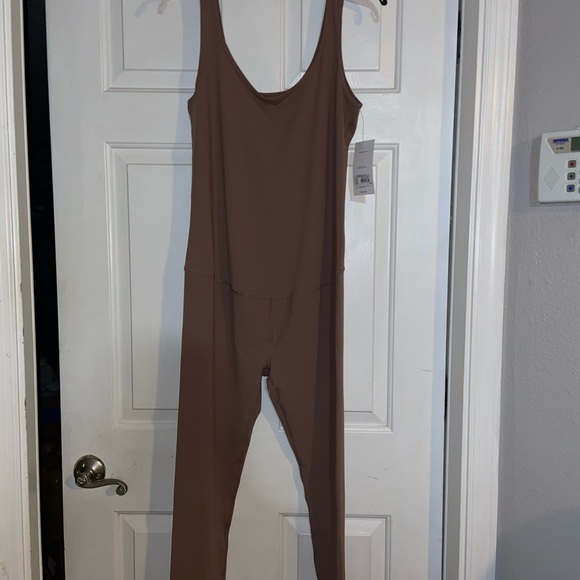 Isabel Maternity by Ingrid & Isabel Brown Jumpsuit - Picture 8 of 16